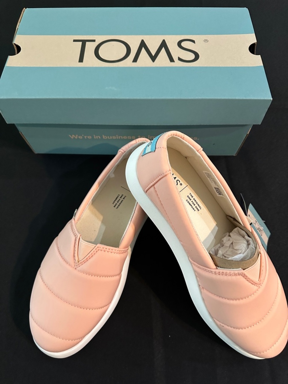 NWT TOMS Alpargata Mallow Puff in Woven Blush Pink with Blue Heel Tab Size 8